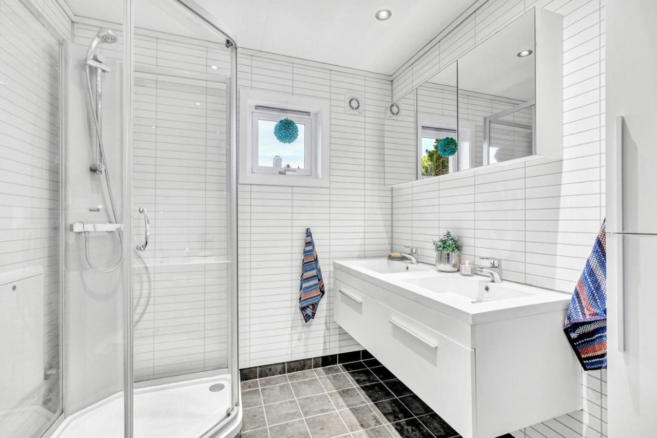 Private Room In Shared Apartment Тронхейм Екстериор снимка
