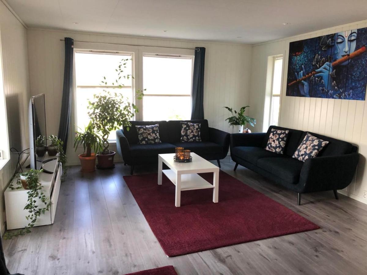 Private Room In Shared Apartment Тронхейм Екстериор снимка